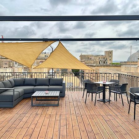 Florette Suite Designer Finish With Stunning Lounge Terrace By Arcobnb 일 푸리아나 외부 사진