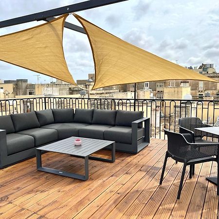 Florette Suite Designer Finish With Stunning Lounge Terrace By Arcobnb 일 푸리아나 외부 사진